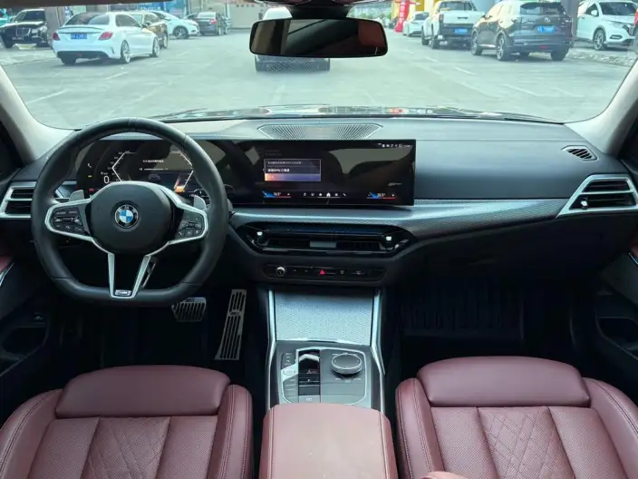 BMW 3 Series 2025 Model 330Li M Sports Night Set – фото 7