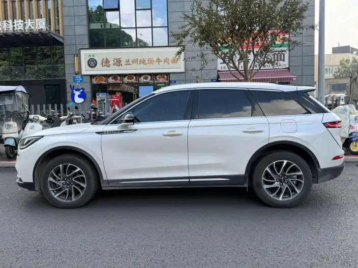 Lincoln Corsair 2022 Model 2.0T 2WD Exclusive Edition