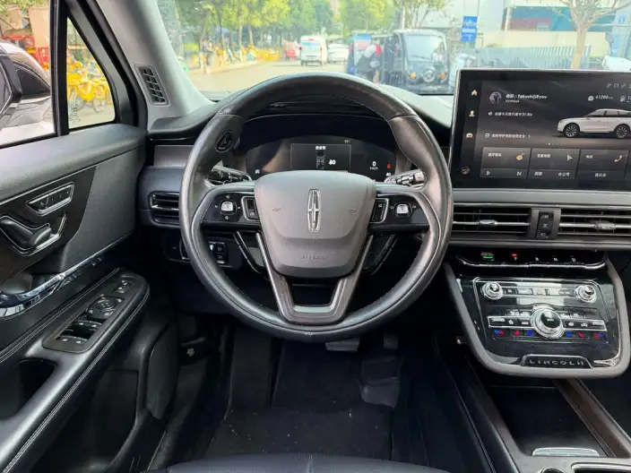 Lincoln Corsair 2022 Model 2.0T 2WD Exclusive Edition – фото 9
