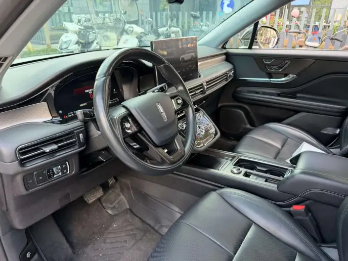 Lincoln Corsair 2022 Model 2.0T 2WD Exclusive Edition – фото 10