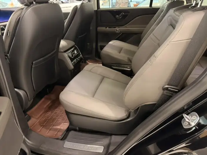 Aviator 2024 Model 3.0T V6 4WD Elegant Edition VI seat – фото 10