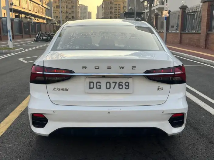 Roewe i5 2021 Model Facelift 1.5L CVT Diamond Edition – фото 5