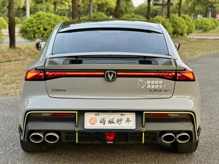 Changan UNI-V 2022 Model 1.5T Sports Edition – фото 5