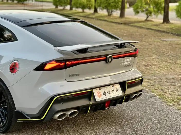 Changan UNI-V 2022 Model 1.5T Sports Edition – фото 9