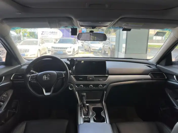 Honda Accord 2022 Model 260TURBO Deluxe Edition – фото 6