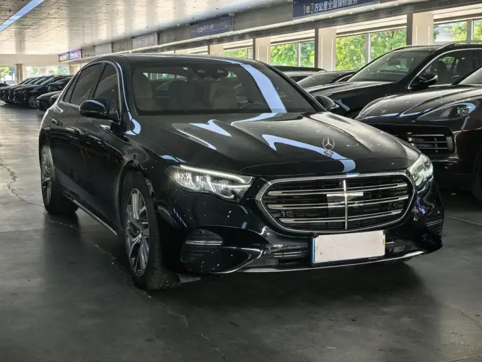 Mercedes-Benz E-Class 2024 Model E 300 L Fashion Model sedan – фото 3