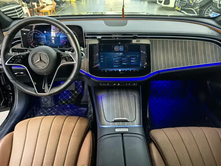 Mercedes-Benz E-Class 2024 Model E 300 L Fashion Model sedan – фото 7