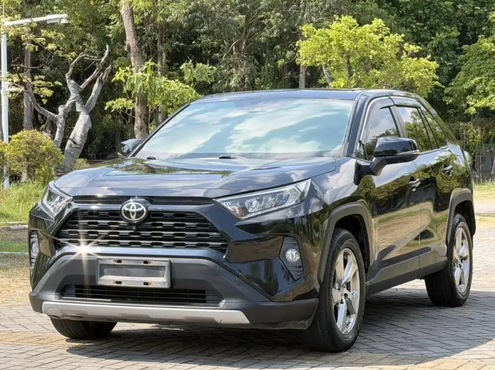 Toyota RAV4 2021 Model 2.0L CVT 2WD Urban Edition – фото 1