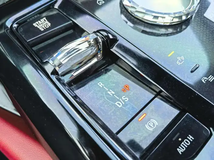 BMW 5 Series 2025 Model 530Li Exclusive Model M Sports Set – фото 9