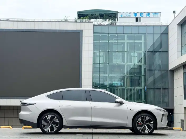 NIO ET7 2021 Model 100kWh First Edition Edition – фото 8