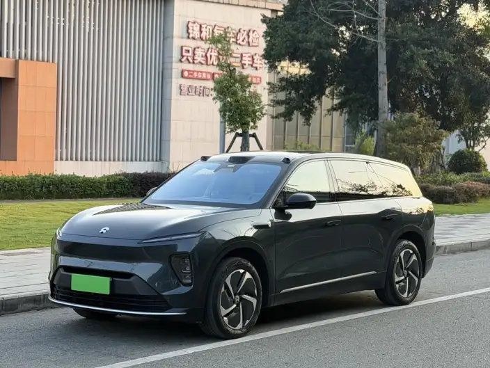NIO ES8 2024 Model 100kWh
