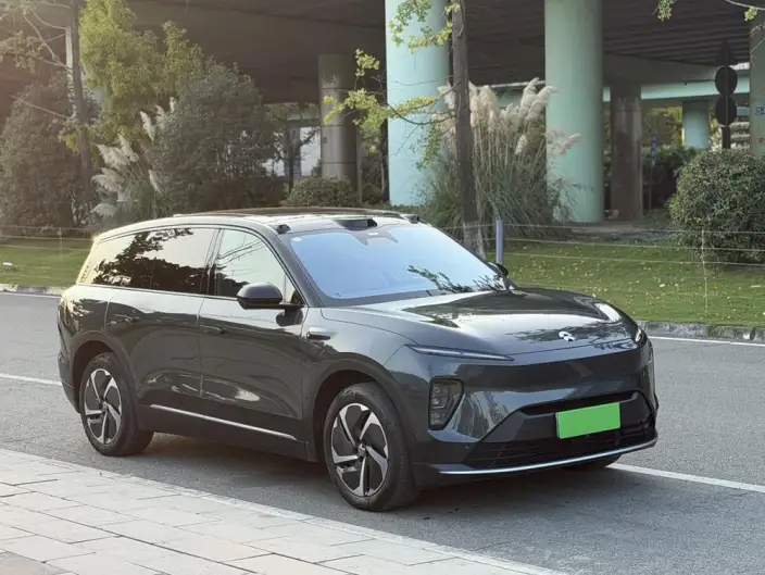 NIO ES8 2024 Model 100kWh