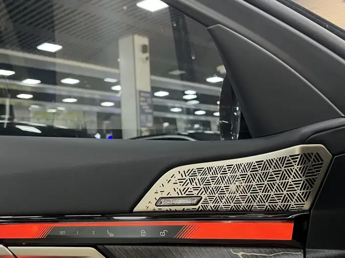 BMW 5 Series 2026 Model 530Li Exclusive Model M Sports Set – фото 7