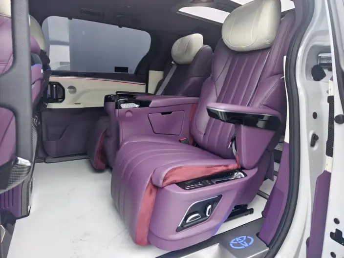 Toyota Sienna 2024 Model Hybrid 2.5L Comfort Edition – фото 9