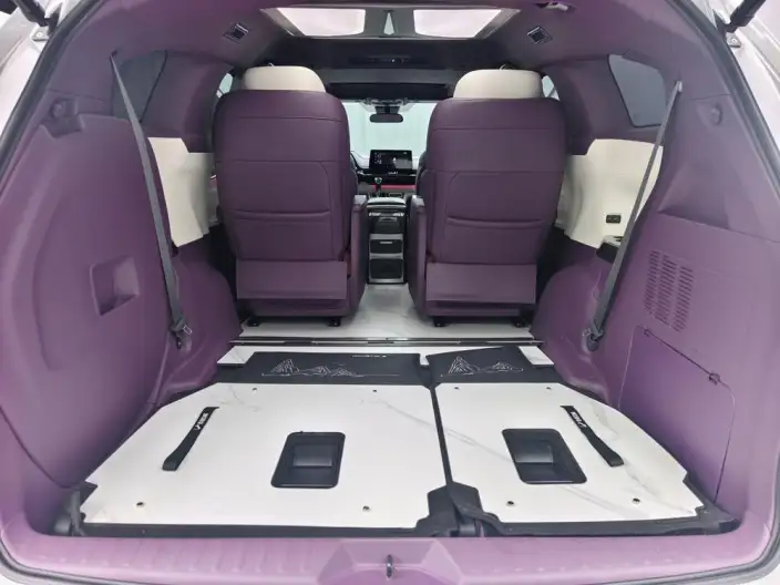 Toyota Sienna 2024 Model Hybrid 2.5L Comfort Edition – фото 10