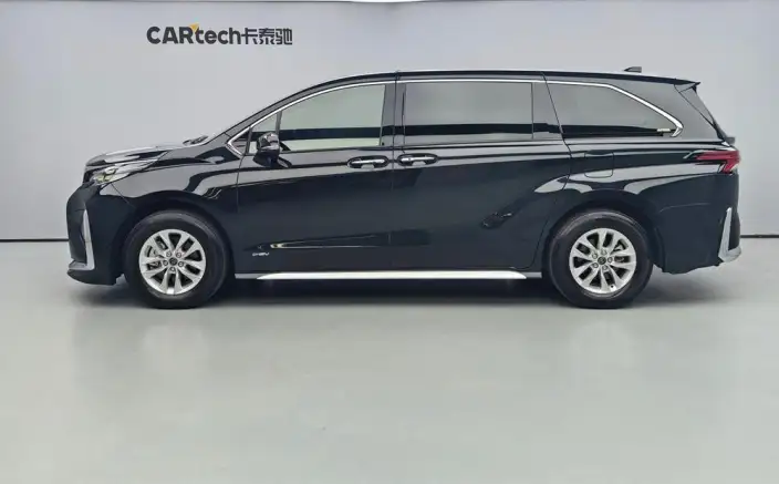 Toyota Sienna 2024 Model Hybrid 2.5L Comfort Edition – фото 3