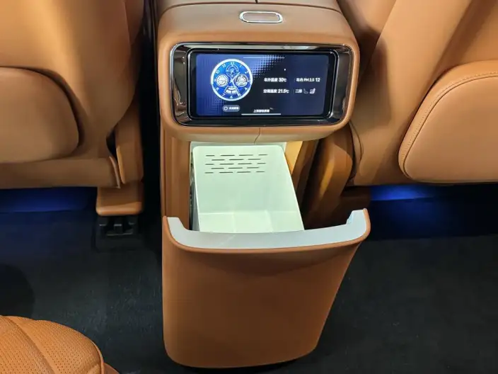 Aito M9 2026 Model Extended Range Ultra VI seat Edition – фото 9
