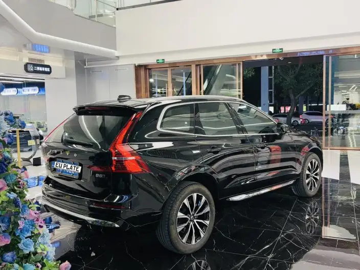Volvo XC60 2024 Model B5 4WD Smart Range Deluxe Edition – фото 5