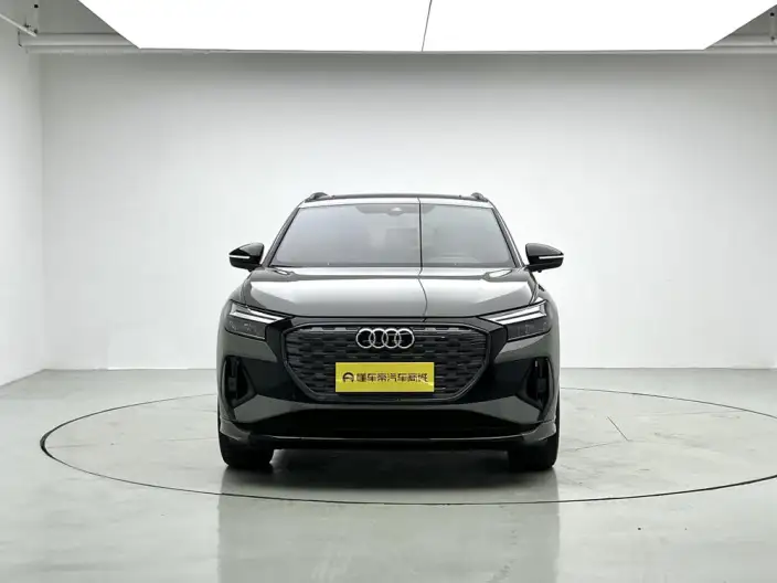 Audi Q4 e-tron 2023 Model 40 e-tron Genesis Night Edition