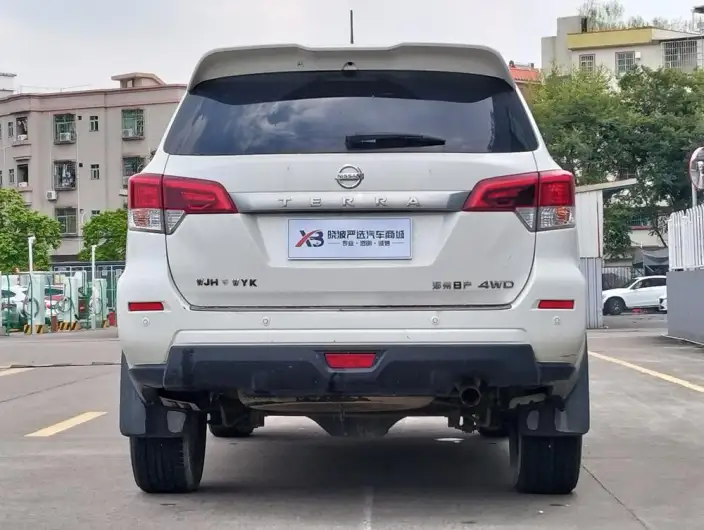 Nissan Terra 2020 Model 2.5L Automatic 4WD Ultimate Edition – фото 6