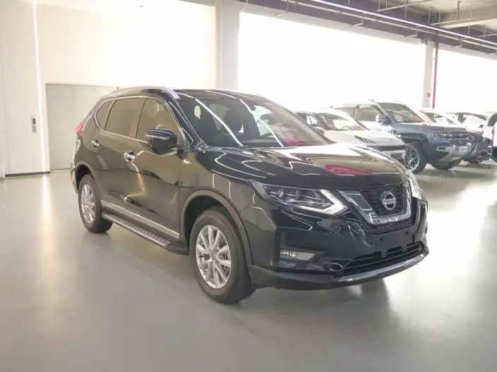 Nissan X-Trail 2023 Model Classic Edition 2.0L 2WD Smart Connect Premium – фото 3