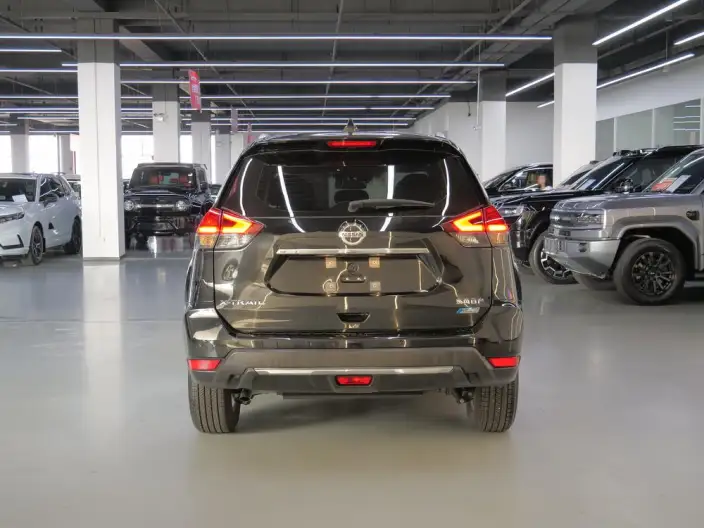 Nissan X-Trail 2023 Model Classic Edition 2.0L 2WD Smart Connect Premium – фото 6