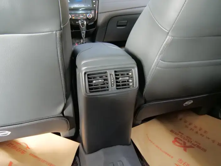 Nissan X-Trail 2023 Model Classic Edition 2.0L 2WD Smart Connect Premium – фото 9
