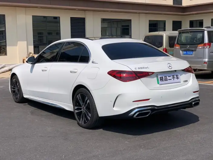 Mercedes-Benz C-Class PHEV 2024 Model C 350 eL – фото 4