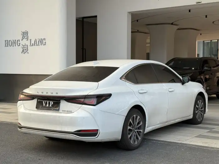 Lexus ES 2025 Model 200 Premium – фото 6