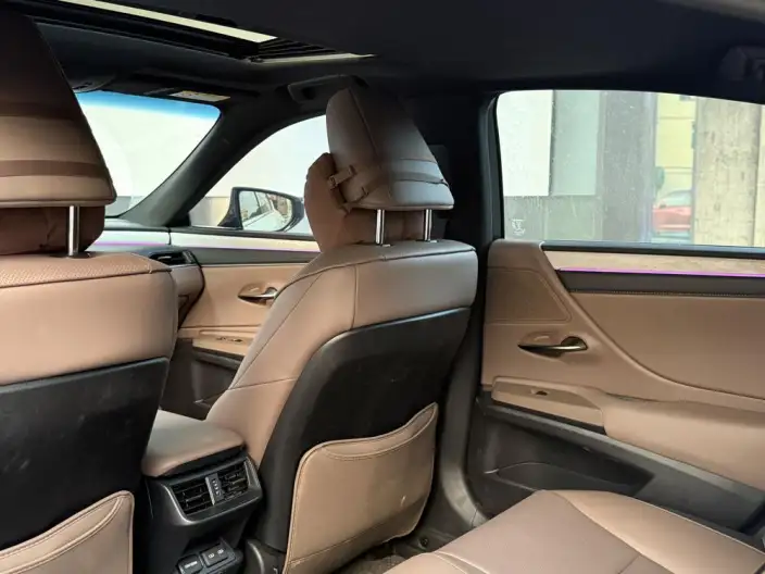 Lexus ES 2025 Model 200 Premium – фото 8