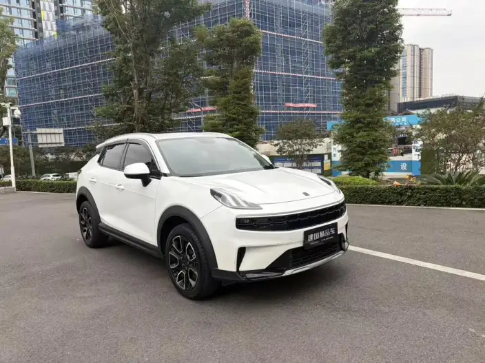 Lynk & Co 06 2020 Model 1.5T Model Plus