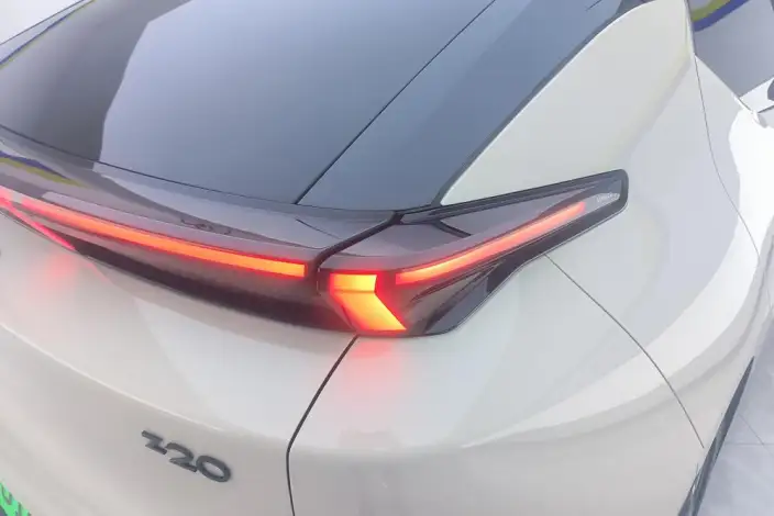Lynk & Co 20 2025 Model Z20 530km Rear Drive Max – фото 6