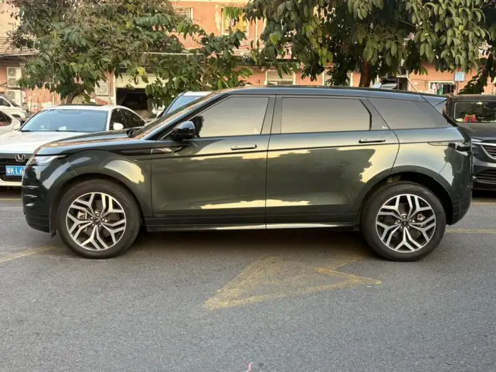 Range Rover Evoque 2021 Model Aurora L 249PS R-Dynamic First Edition First Edition Edition
