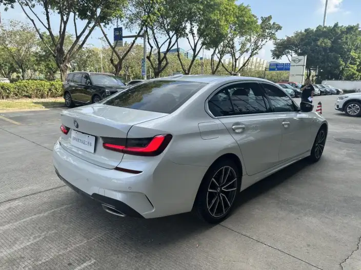 BMW 3 Series 2022 Model 320Li M Sports Set – фото 5