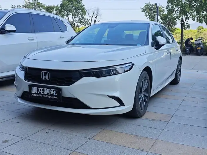 Model Ge 2023 Model 240TURBO CVT Leading version