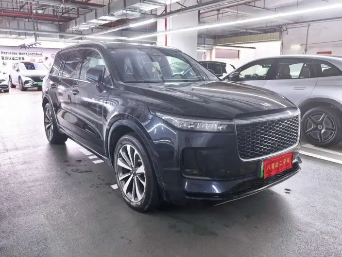 Li Auto ONE 2021 Model Extended Range 6 seat Edition – фото 2