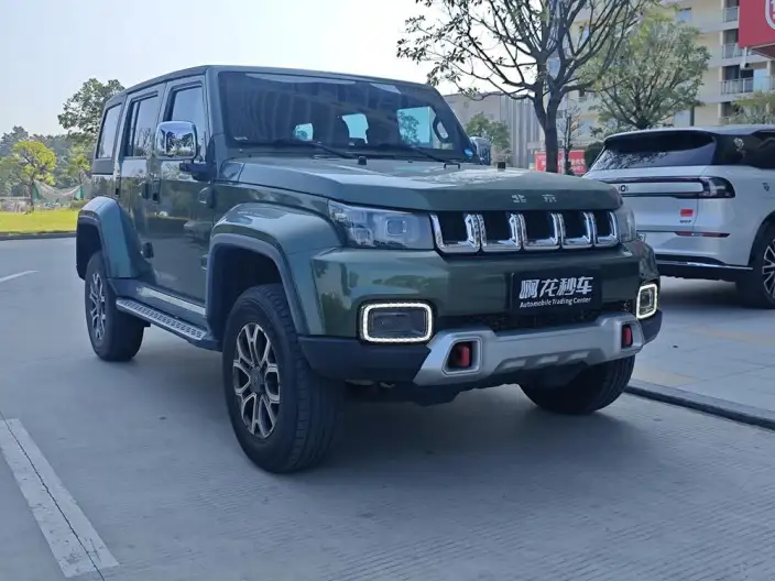 BAIC BJ40 2020 Model 2.0T Automatic 4WD City Hunter Edition Warrior Model – фото 3