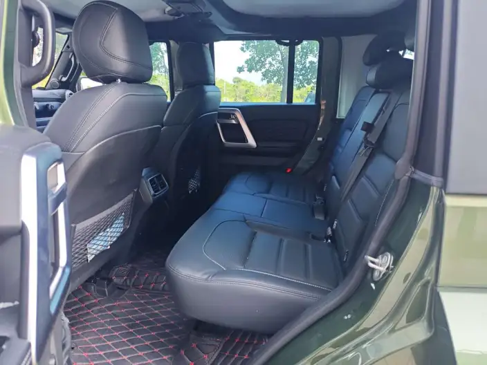 BAIC BJ40 2020 Model 2.0T Automatic 4WD City Hunter Edition Warrior Model – фото 9