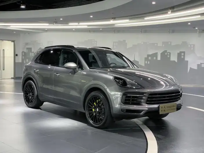 Cayenne E-Hybrid 2023 Model Cayenne E-Hybrid 2.0T