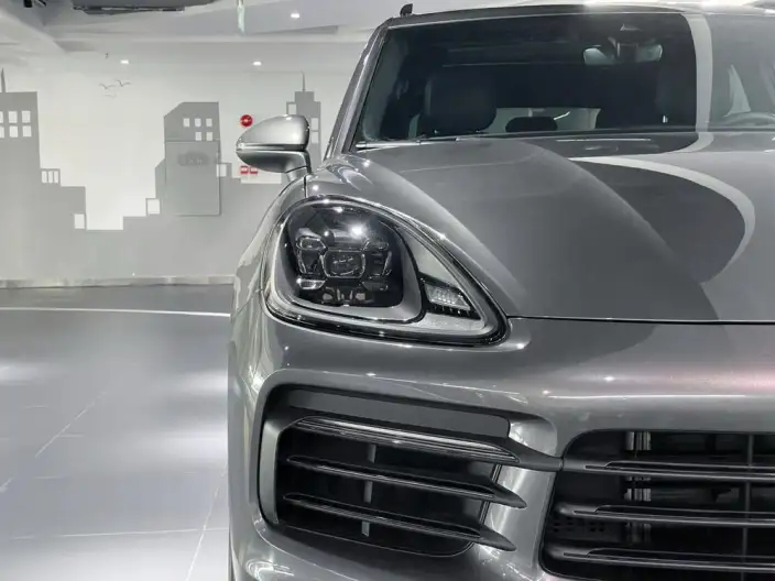 Cayenne E-Hybrid 2023 Model Cayenne E-Hybrid 2.0T – фото 7