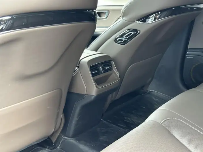 BYD Han EV 2023 Model Champion Edition 605KM Noble Model – фото 7