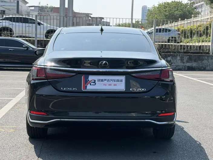 Lexus ES 2021 Model 200 Superior Edition – фото 6