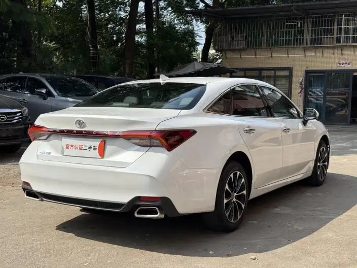 Toyota Avalon 2023 Model 2.0L CVT XLE Exclusive Edition – фото 6