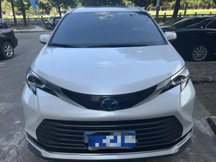Toyota Sienna 2021 Model 2.5L Hybrid Supreme Edition