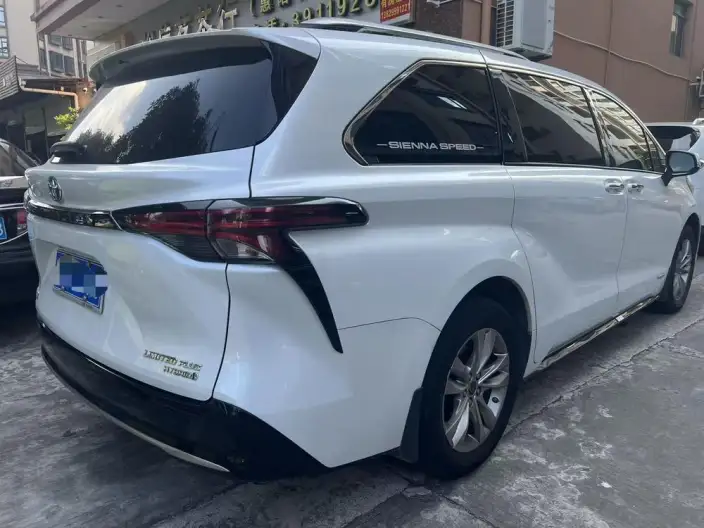 Toyota Sienna 2021 Model 2.5L Hybrid Supreme Edition