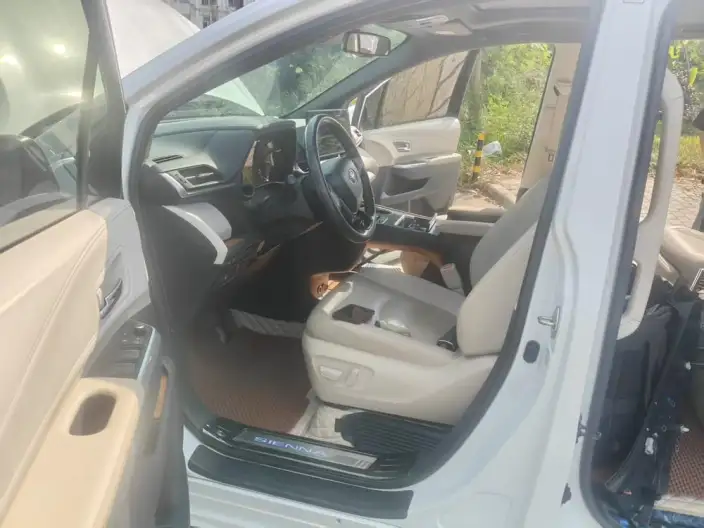 Toyota Sienna 2021 Model 2.5L Hybrid Supreme Edition – фото 9