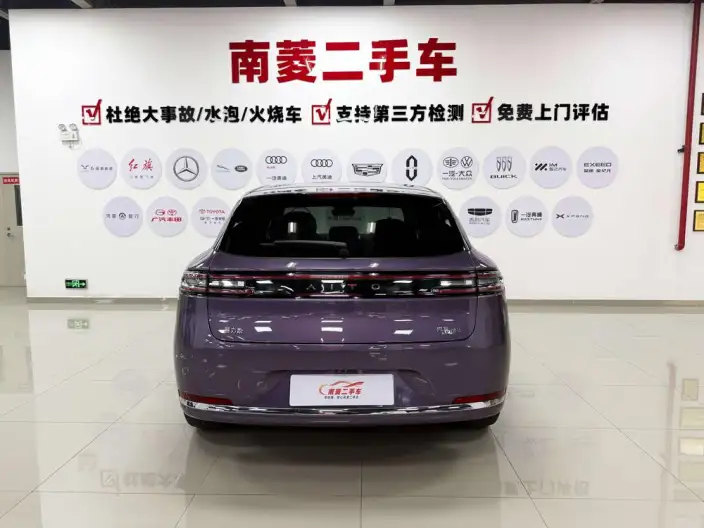 Aito M5 2025 Model Extended Range Ultra 4WD Edition – фото 6