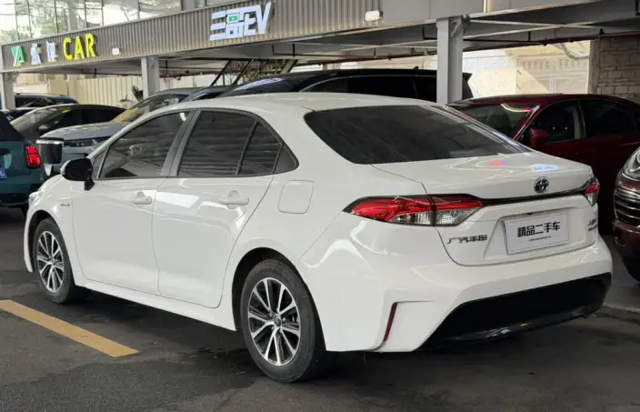 Toyota Levin 2024 Model Hybrid 1.8L Deluxe Edition