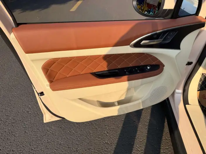 ORA Good Cat 2023 Model 401km Standard Battery Life Luxury Model Lithium Iron Phosphate – фото 7
