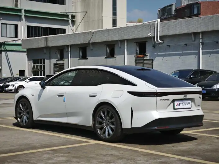 Toyota bZ7 2026 Model 710 Ultra LiDAR Edition – фото 5